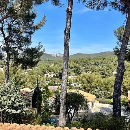 Holiday home Sanary: Mountain View Retreat With Garden Oasis *