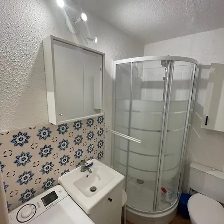 Sanary: Mountain View Retreat With Garden Oasis Holiday home *